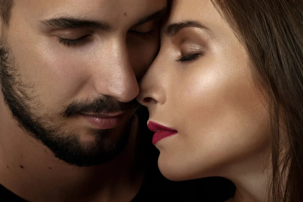 Portrait couple en gros plan. Studio Timeless Limoges.