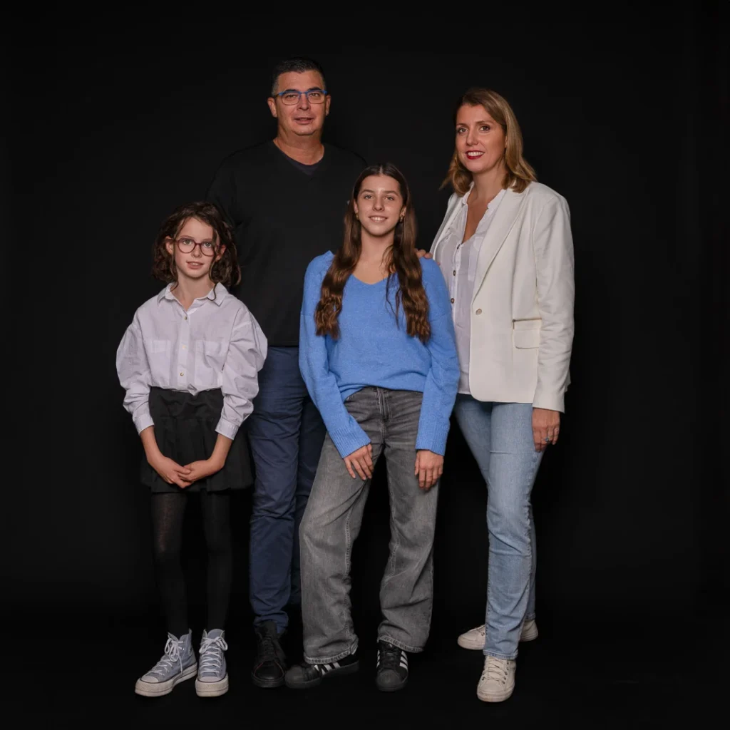Photo famille Limoges Studio Timeless portrait famille professionnel