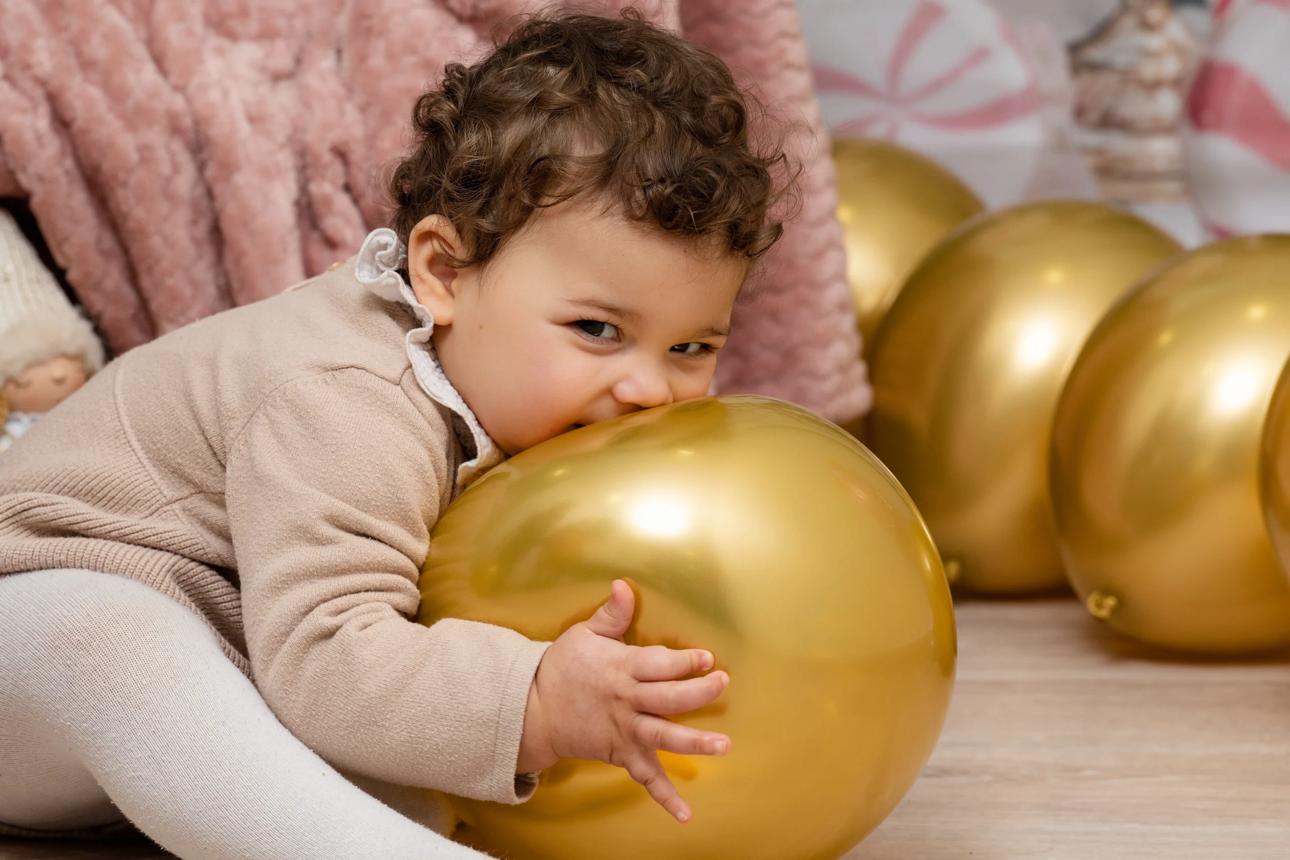 Photographe bébé à Limoges : 3, 6 et 12 mois, des étapes à raconter