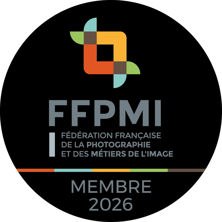 Logo Membre 2026 de la FFPMI, certification professionnelle de la Fédération Française de la Photographie, Studio Timeless Limoges.