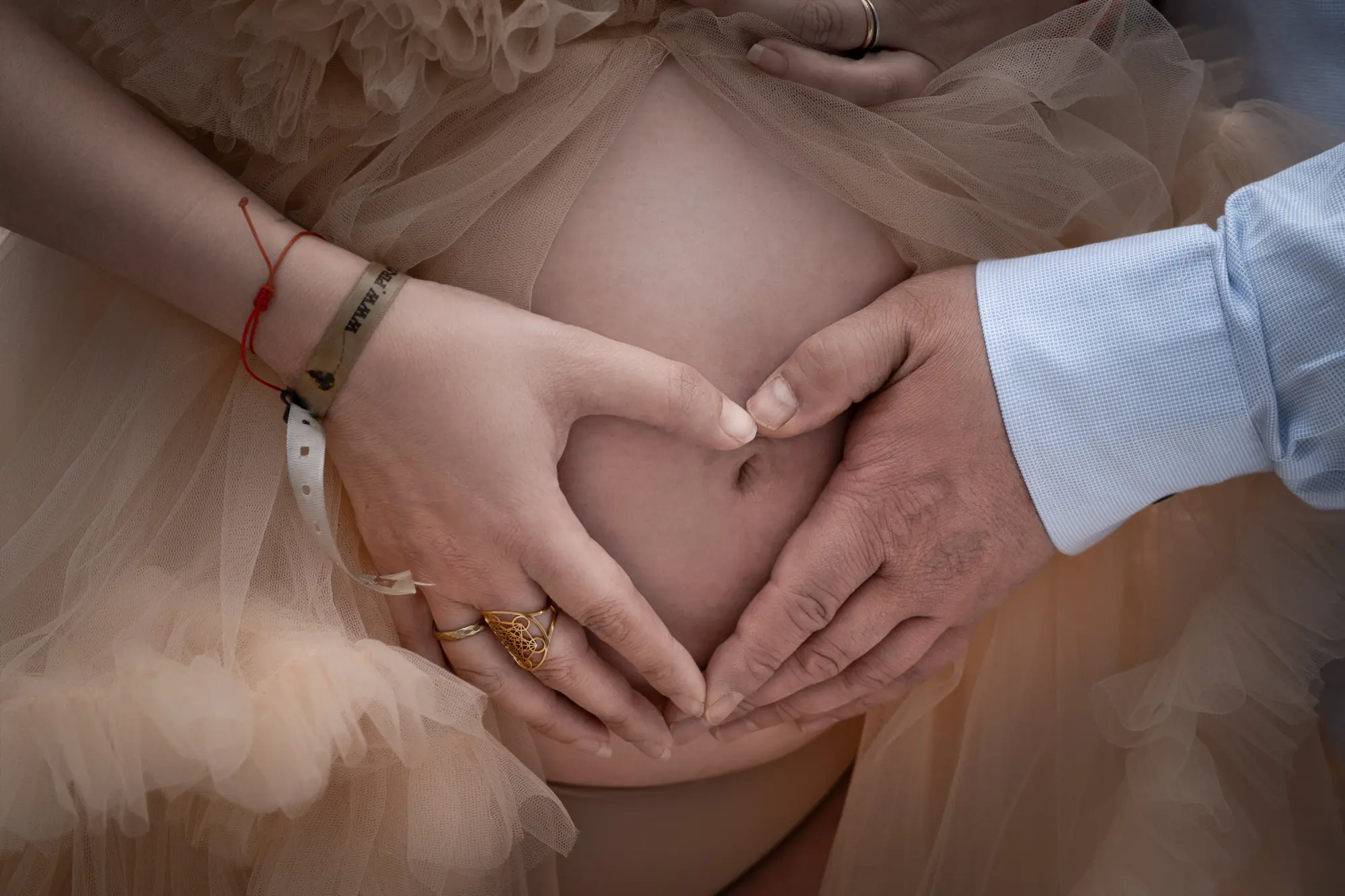Séance photo grossesse jumeaux à Limoges : anticiper le rythme et le confort