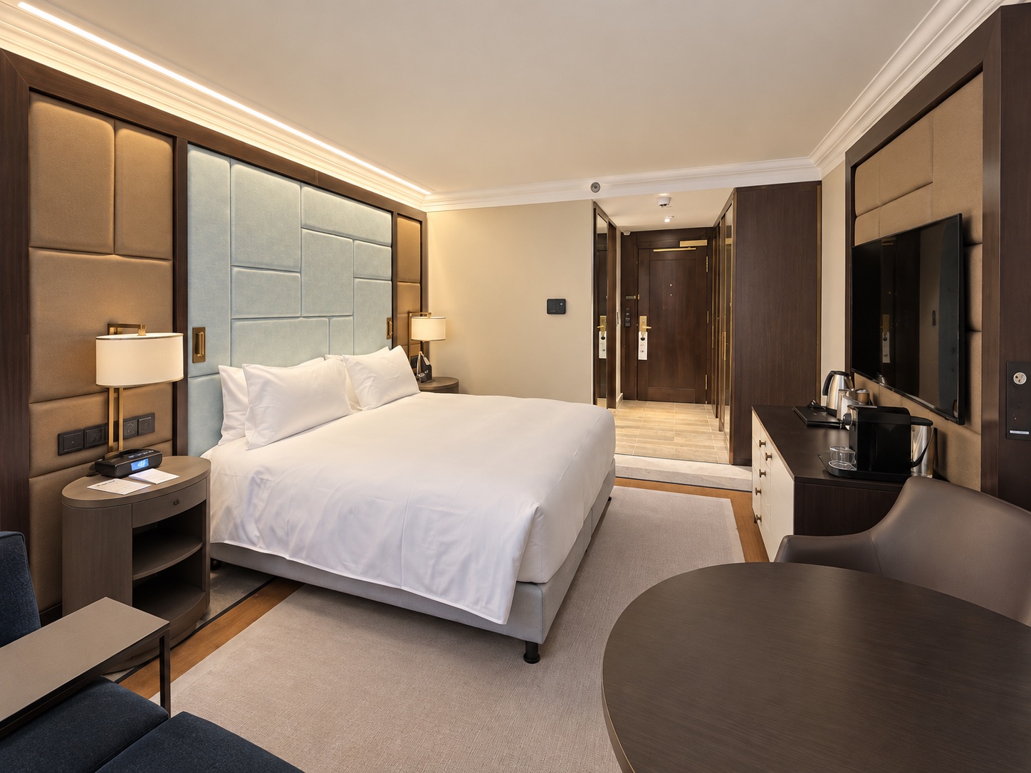 Chambre double aménagée pour une annonce de location